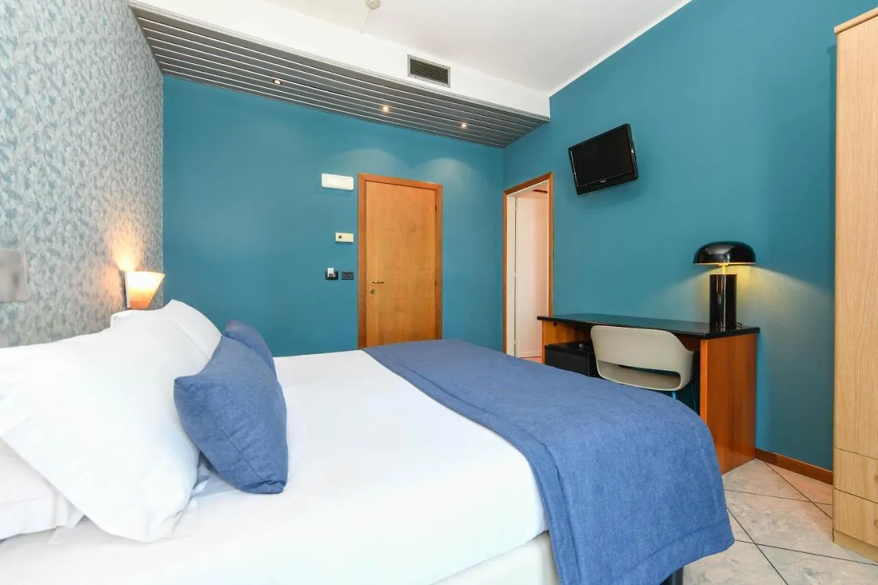 Hotel Aurora Desenzano del Garda 3*,  Italië