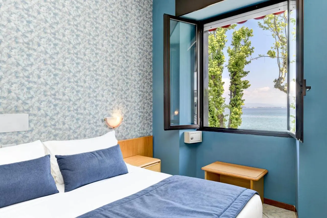 Hotel Aurora Desenzano del Garda