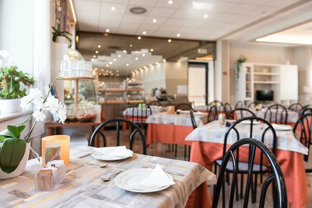 Hotel Aurora Desenzano del Garda Italië