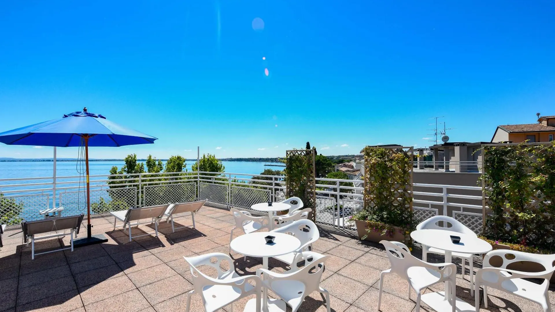 Hotel Aurora Desenzano del Garda
