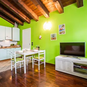 Appartamento Gardappartamenti Carducci Centre, Desenzano del Garda