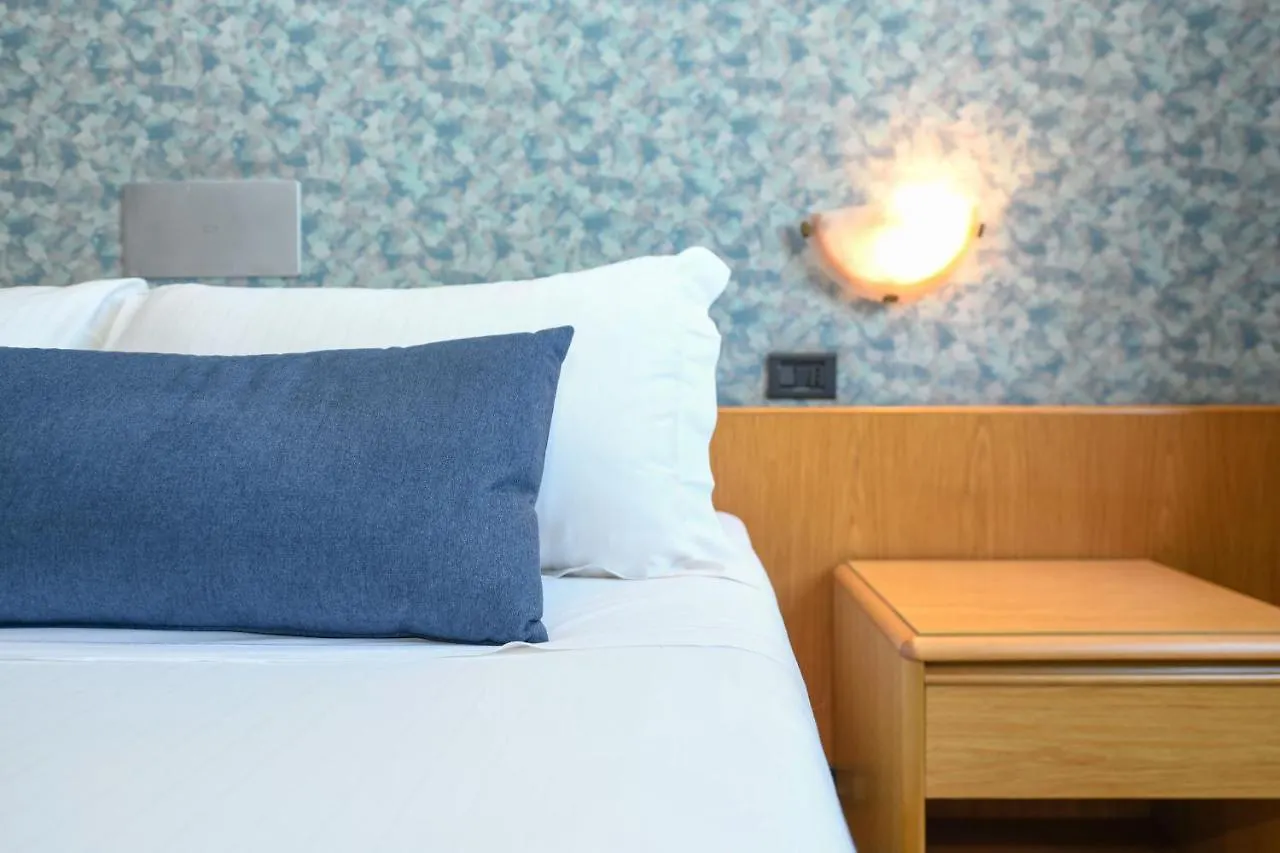 Hotel Aurora Desenzano del Garda