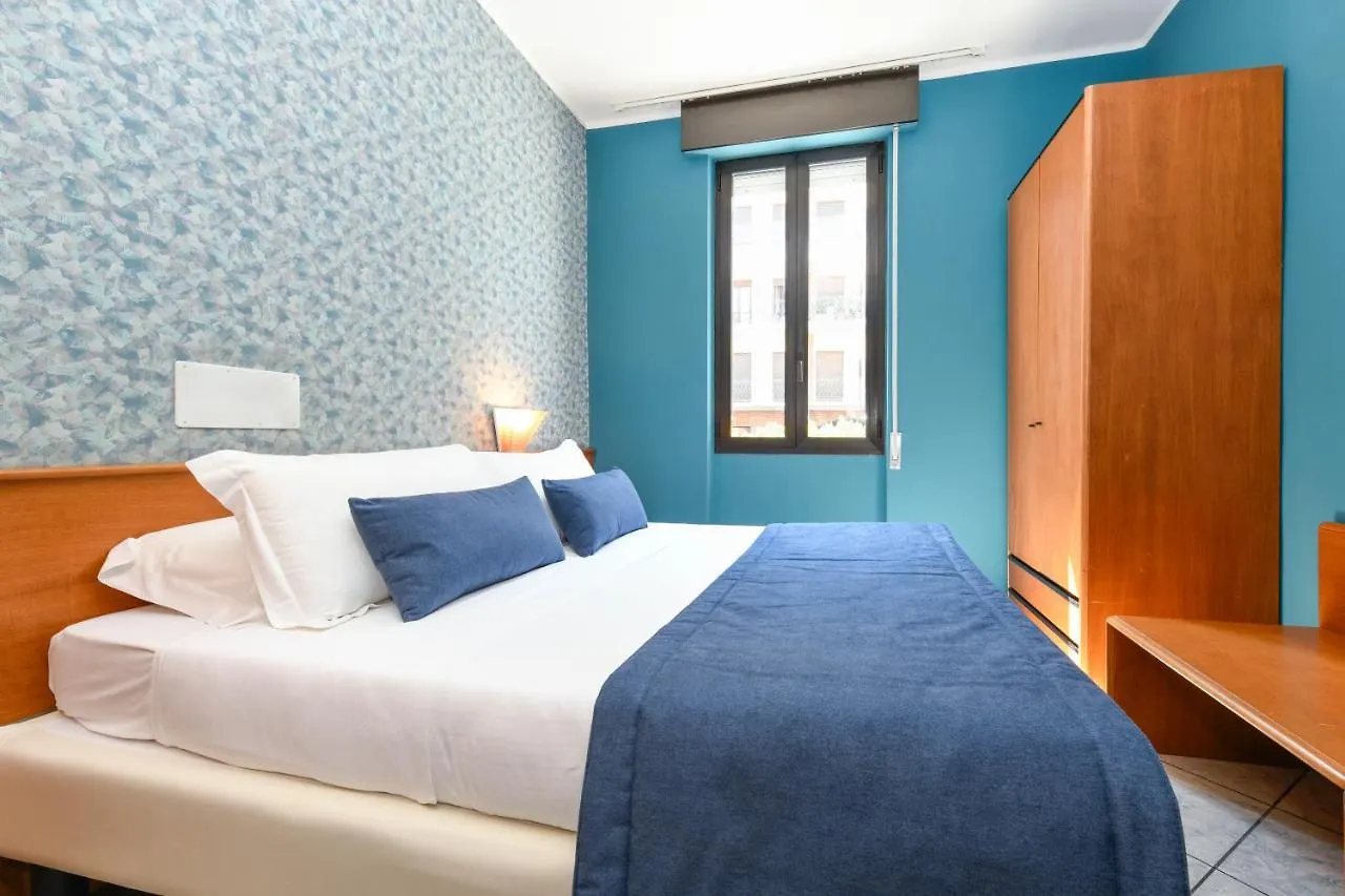 Hotel Aurora Desenzano del Garda 3*,